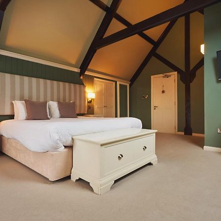 Rose And Crown Yealmpton Otel Dış mekan fotoğraf