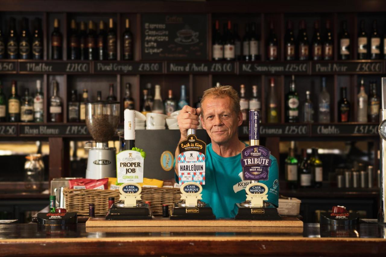 Rose And Crown Yealmpton Otel Dış mekan fotoğraf