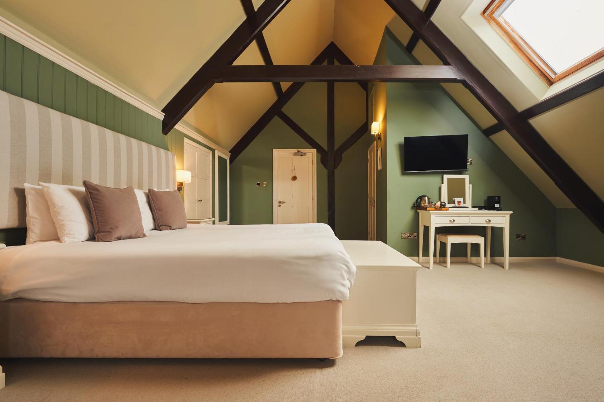 Rose And Crown Yealmpton Otel Dış mekan fotoğraf