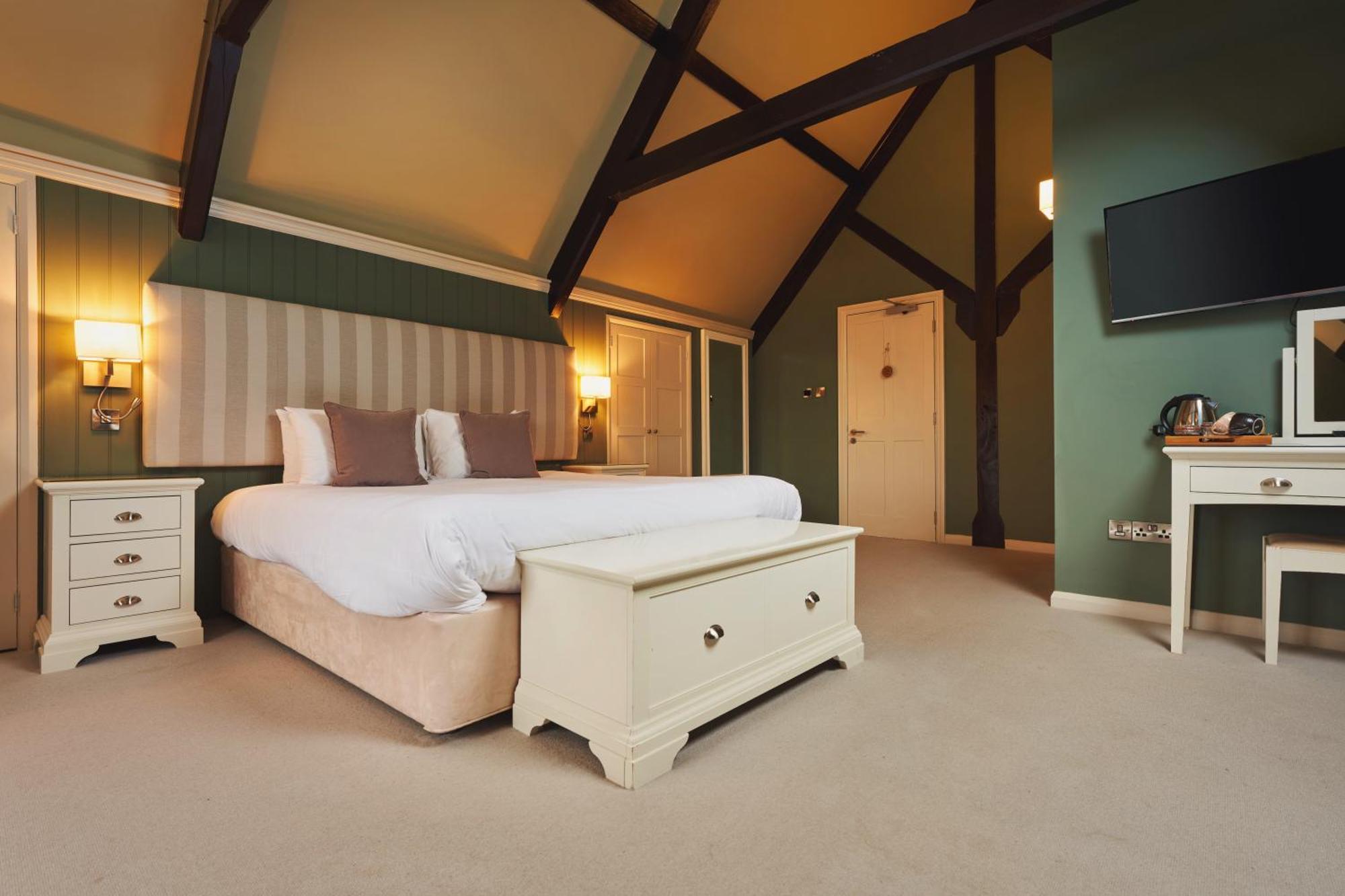 Rose And Crown Yealmpton Otel Dış mekan fotoğraf