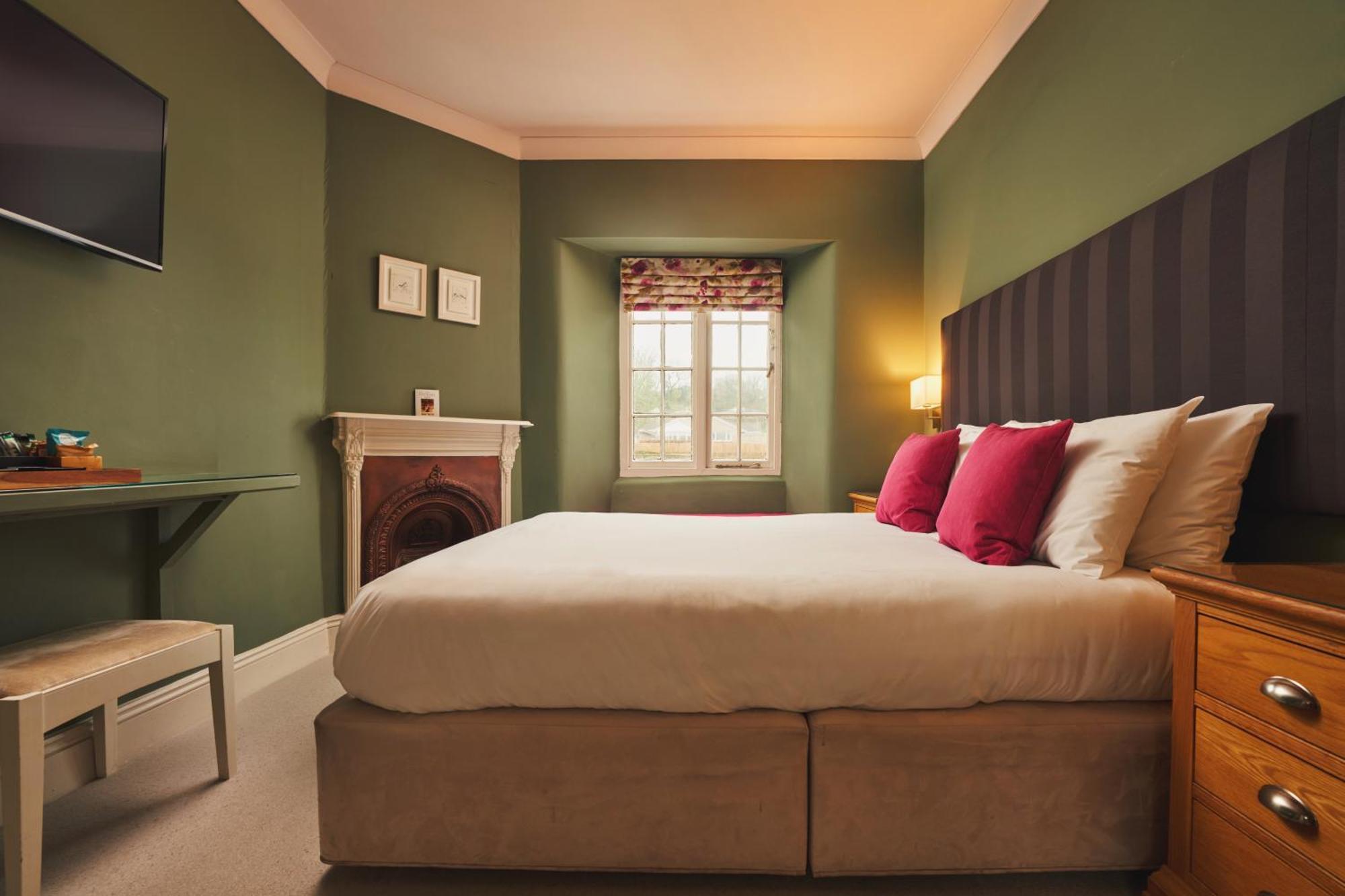 Rose And Crown Yealmpton Otel Dış mekan fotoğraf